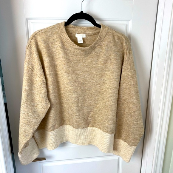 Over-Sized Warm Neutral Sweater - Picture 1 of 10